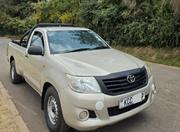 Toyota Hilux 2014 Gold for sale