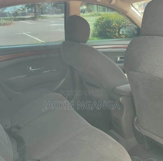 Nissan Bluebird 2008 Silver
