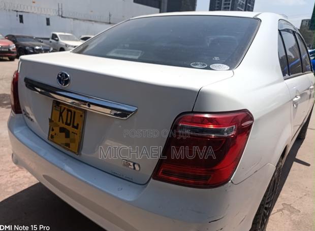 Toyota Axio 1.5 Hybrid G 2WD 2015 White