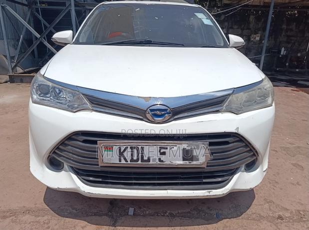 Toyota Axio 1.5 Hybrid G 2WD 2015 White