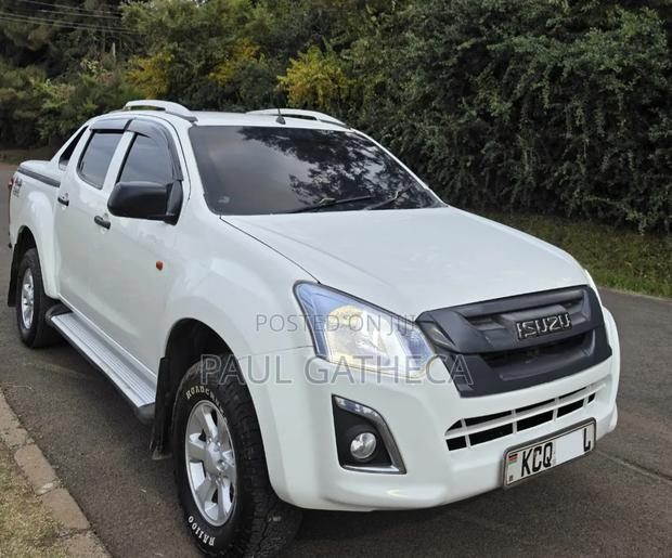 Isuzu D-MAX 2018 White