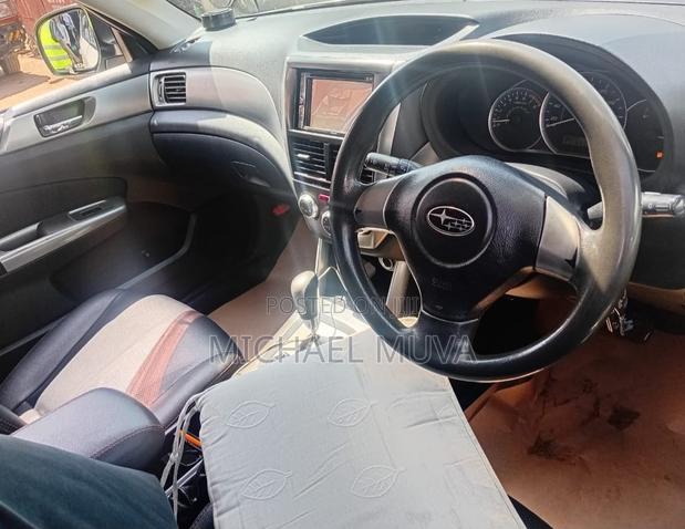 Subaru Forester 2012 Pearl
