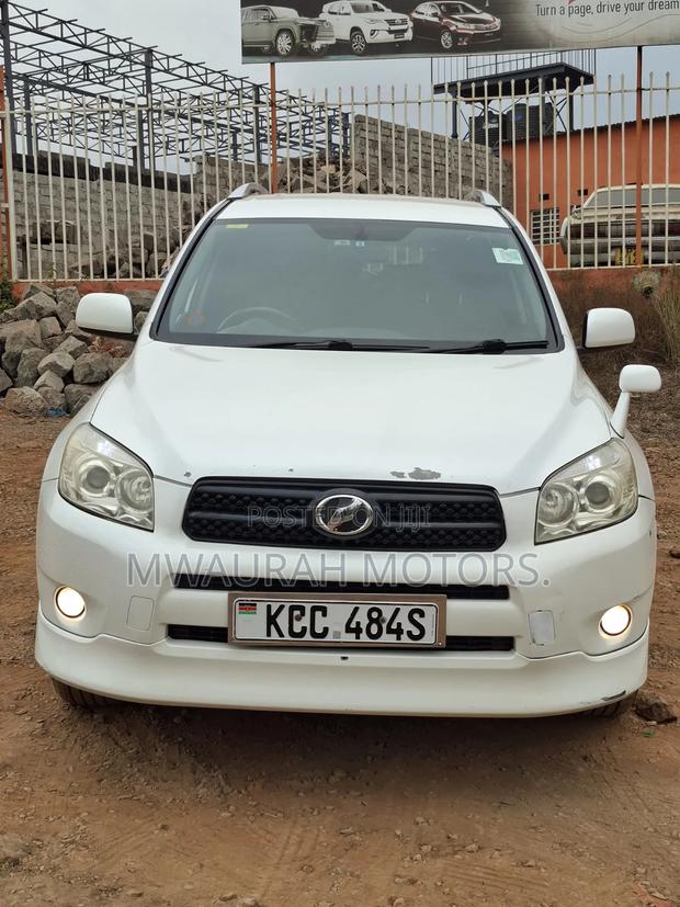 Toyota RAV4 2008 White