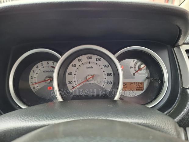 Nissan Latio 1.2 2012 Silver