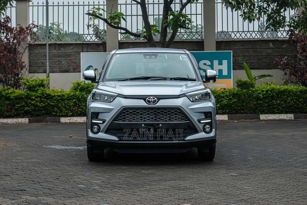 Toyota Raize 2019 Silver