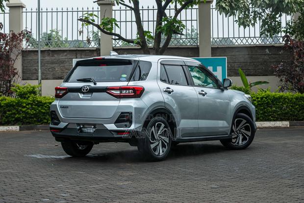 Toyota Raize 2019 Silver
