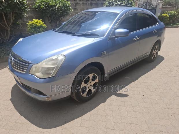 Nissan Bluebird 2008 Blue