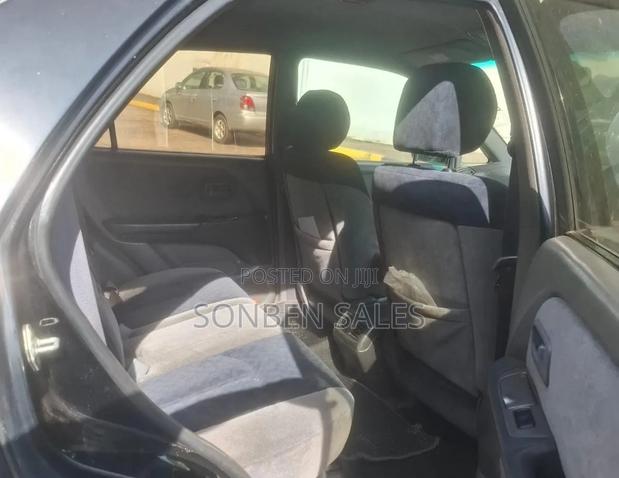 Toyota Harrier 3.0 V6 2001 Black