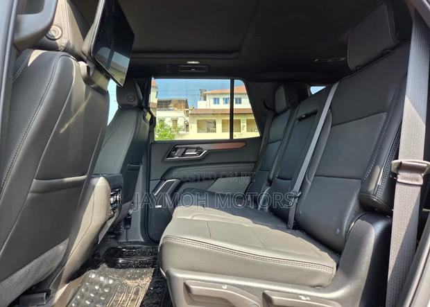 New GMC Yukon 2024 Silver
