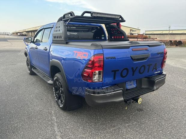 Toyota Hilux 2.4 Diesel 2020 Blue