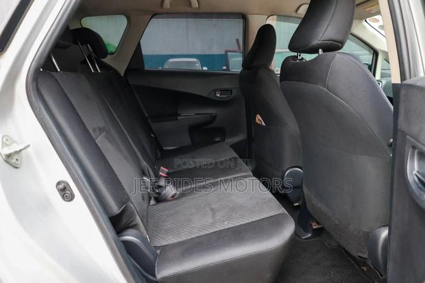 Toyota Ractis 2017 Silver