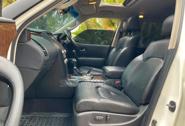 Nissan Patrol 2013 Pearl