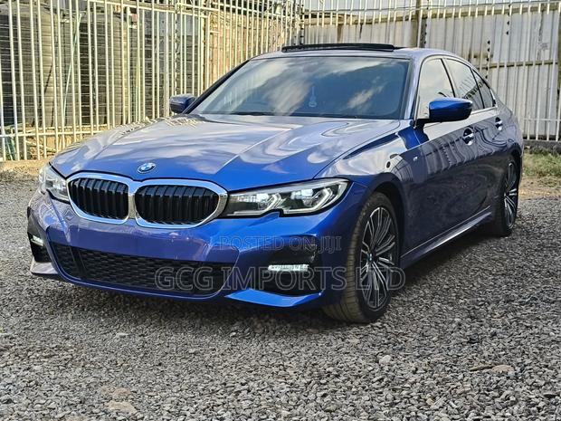 BMW 320i 2019 Blue