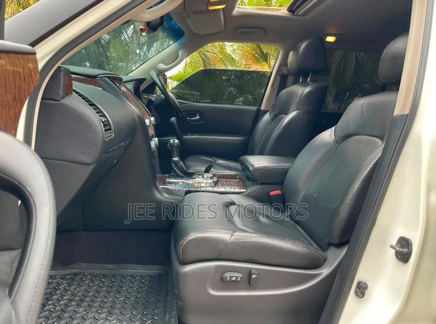 Nissan Patrol 2013 Pearl