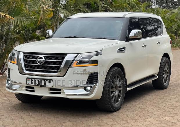 Nissan Patrol 2013 Pearl