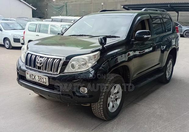 Toyota Land Cruiser Prado 2010 Black