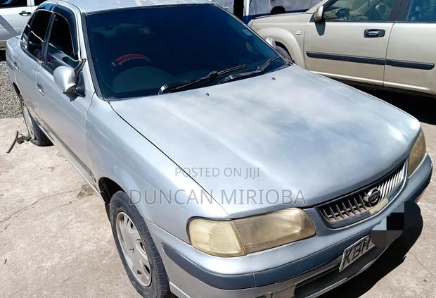 Nissan Sunny 2005 Gray