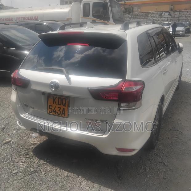 Toyota Corolla Fielder 2017 White