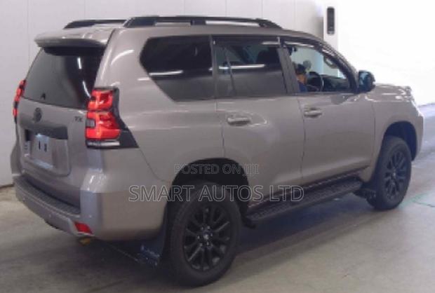 Toyota Land Cruiser Prado 2023 Brown