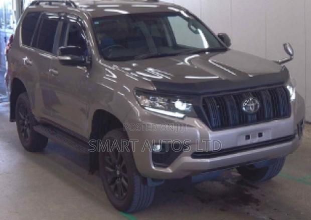 Toyota Land Cruiser Prado 2023 Brown