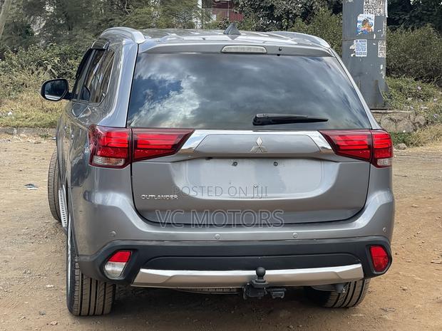 Mitsubishi Outlander 2.4 PHEV AWD 2016