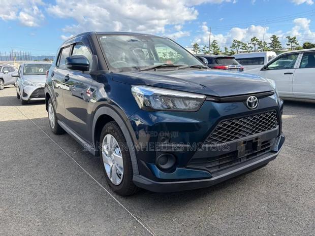 Toyota Raize 2019 Blue
