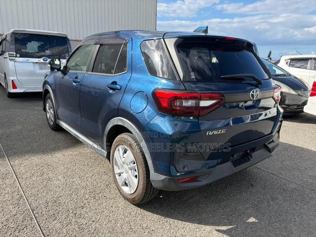 Toyota Raize 2019 Blue