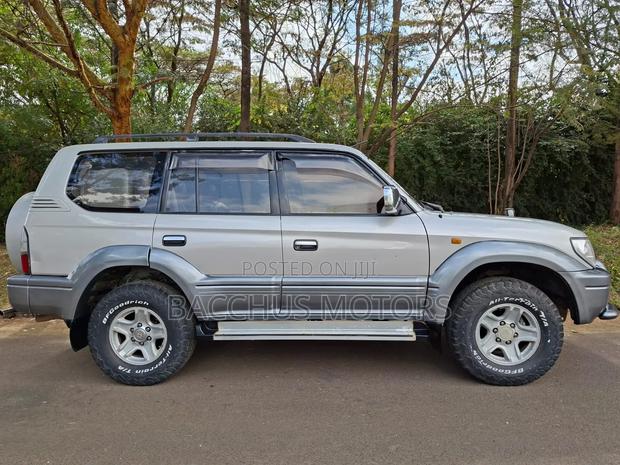 Toyota Land Cruiser Prado 1996 Silver