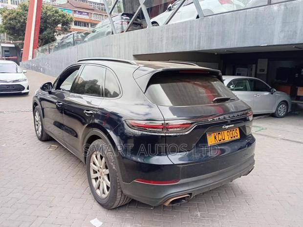 Porsche Cayenne 2019 Black