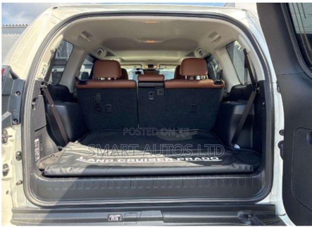 Toyota Land Cruiser Prado 2022 Pearl