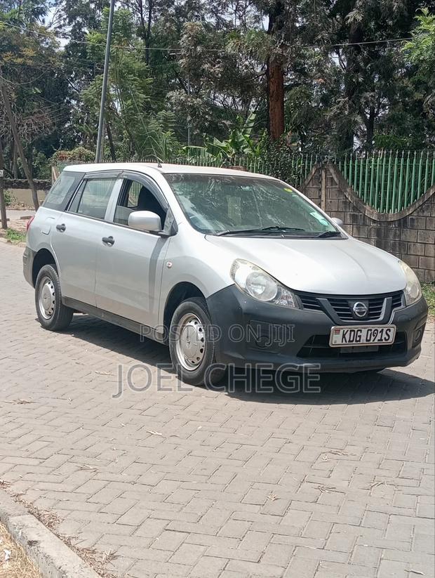 Nissan Advan 2017 Silver