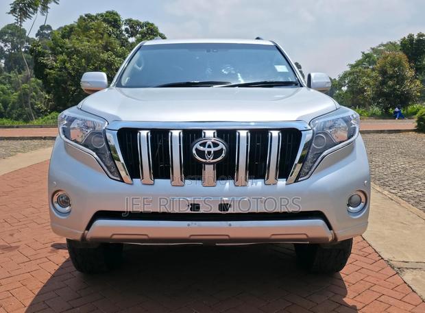 Toyota Land Cruiser Prado 2012 Silver