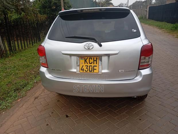 Toyota Corolla Fielder 2012 Silver