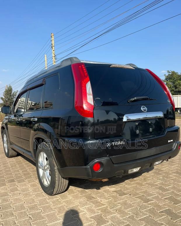 Nissan X-Trail 2010 Black