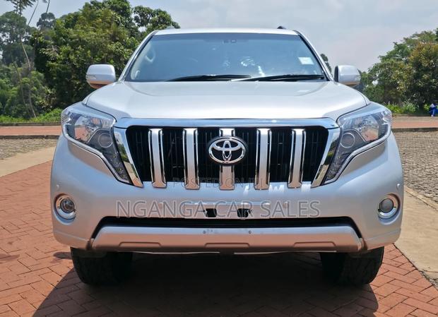 Toyota Land Cruiser Prado 2012 Silver