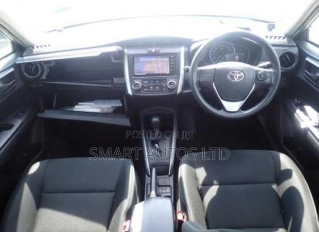 Toyota Corolla Fielder 1.5 Hybrid FWD 2020 Silver