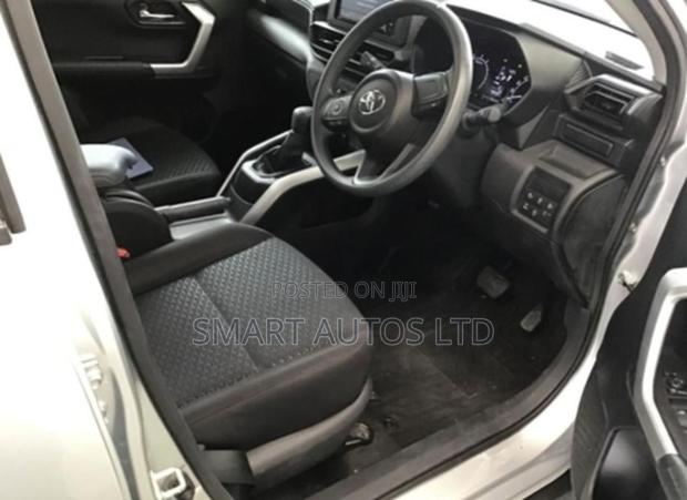 Toyota Raize 2020 Silver