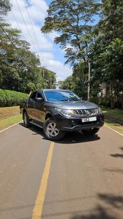 Mitsubishi L200 Double Cab 2.4 181hp 4WD 2015 Gray for sale