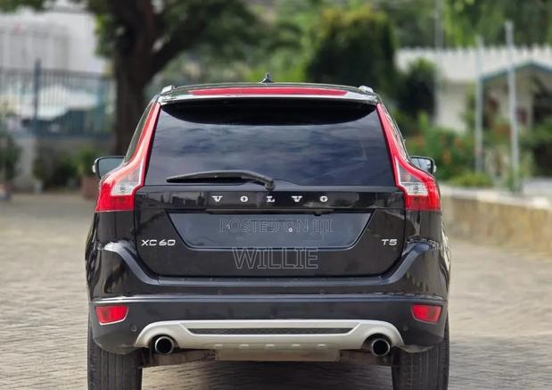 Volvo XC60 2013 Blue