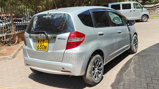 Honda Fit 2012 Silver