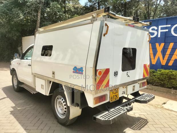 Toyota Hilux 2014 White