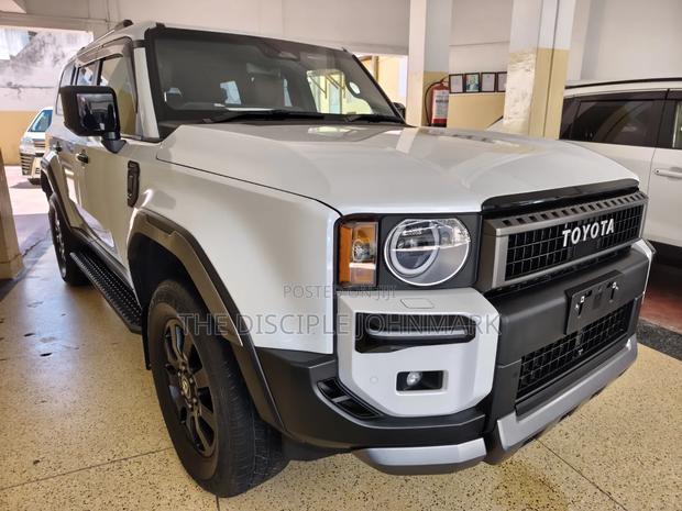 Toyota Land Cruiser Prado 2024 White