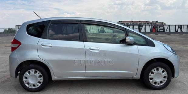 Honda Fit 2013 Silver