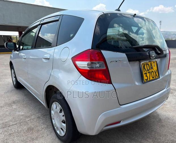 Honda Fit 2013 Silver