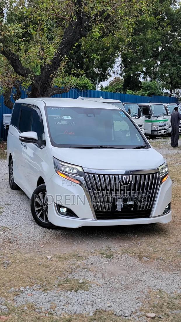 Toyota Esquire 2019 White