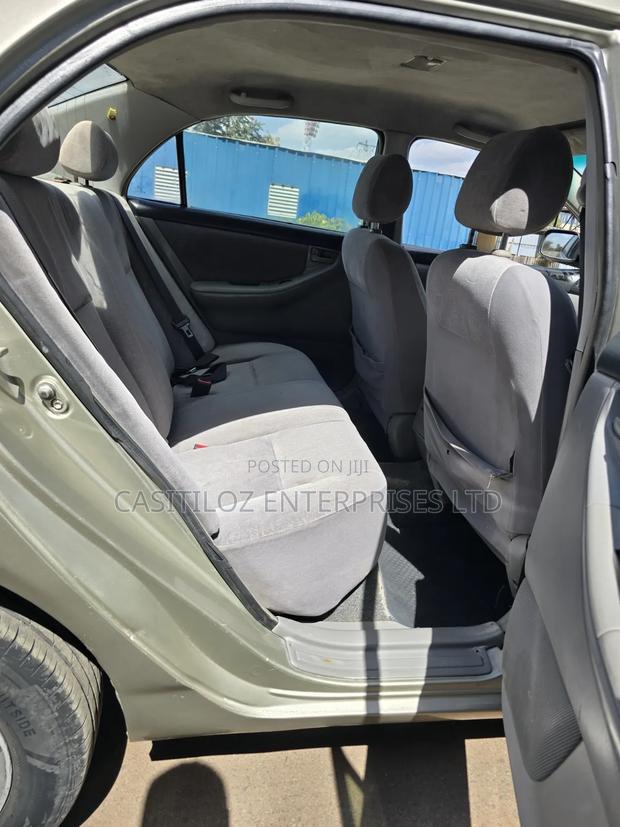 Toyota Corolla 2001 Gray