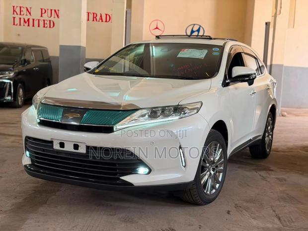 Toyota Harrier 2020 Teal