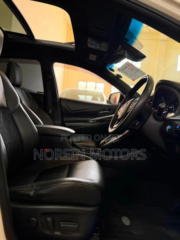Toyota Harrier 2020 Teal