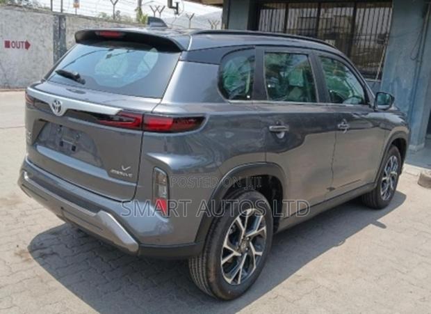 New Toyota Urban Cruiser 2025 Gray