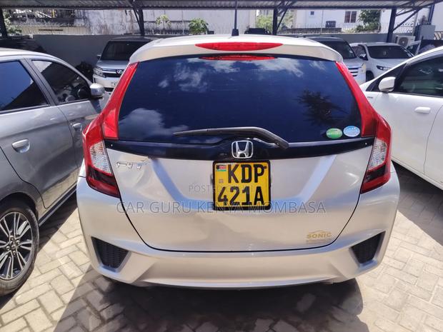 Honda Fit 2016 Silver